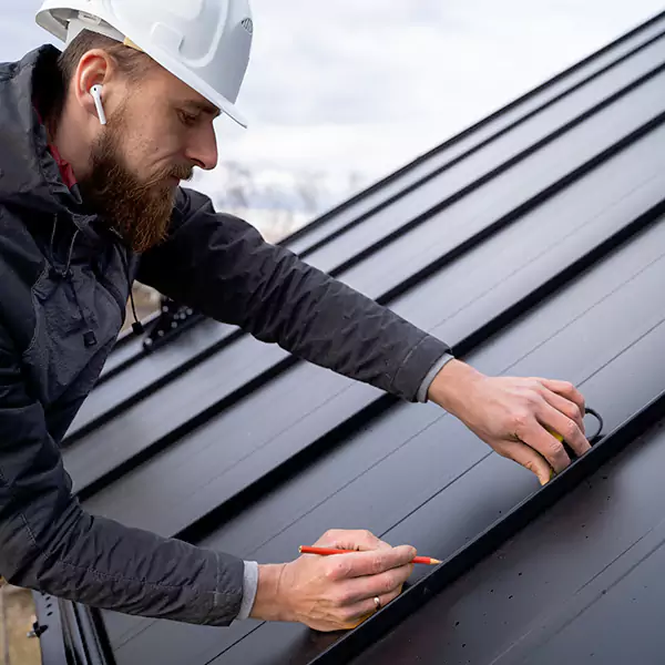 Why Bedford Property Owners Choose Bedford Roofing Service for Tin Roof Repair service?